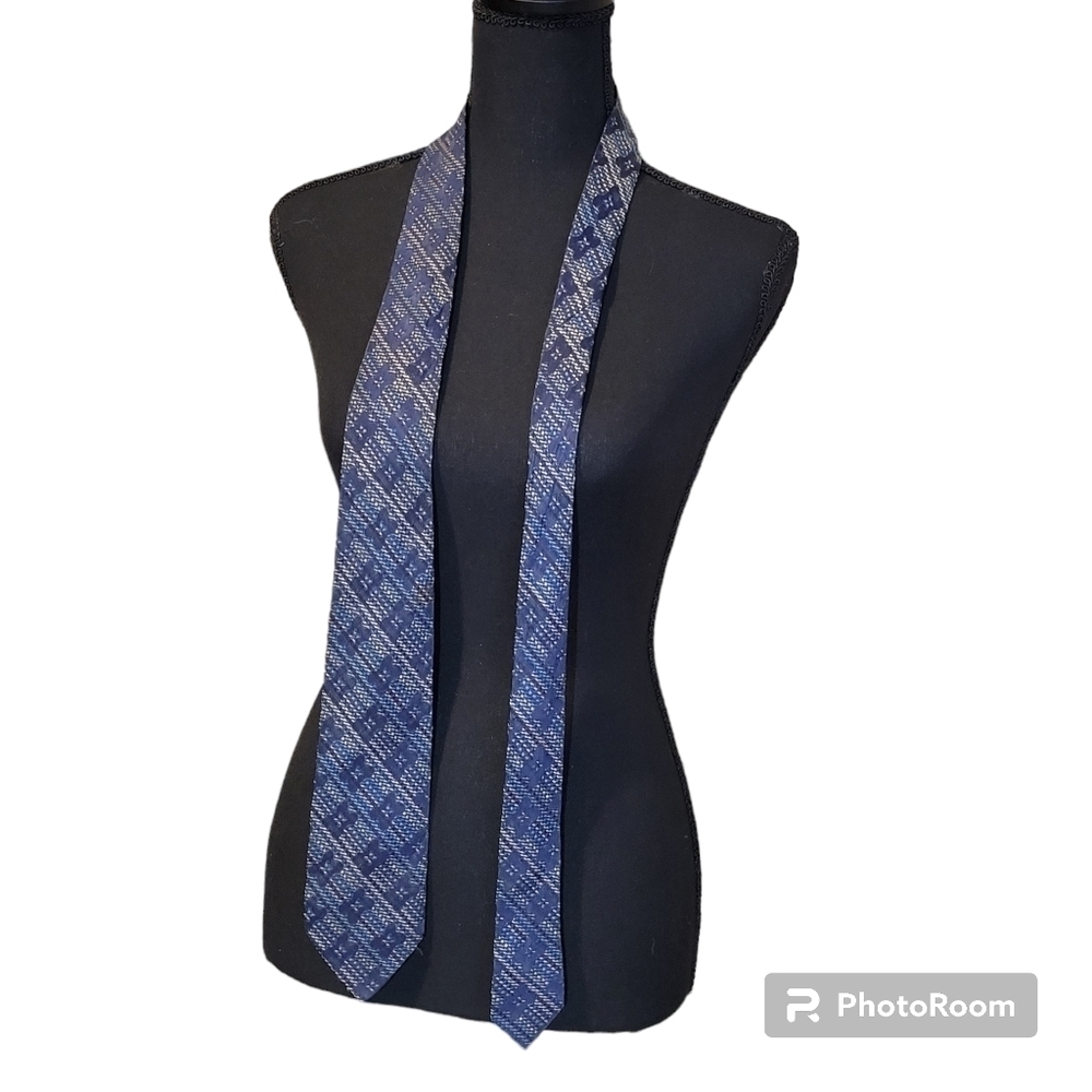 Blue & white 100% acetate men's tie